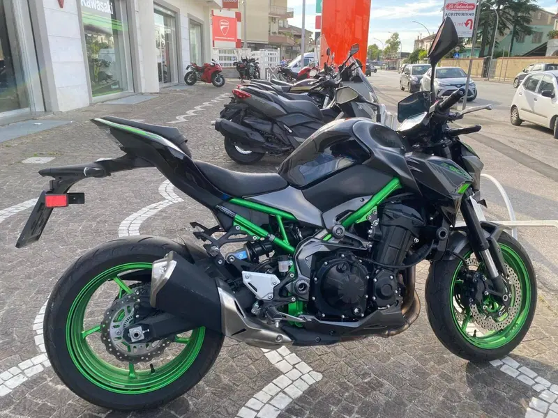 Kawasaki Z 900 (2021 - 24)