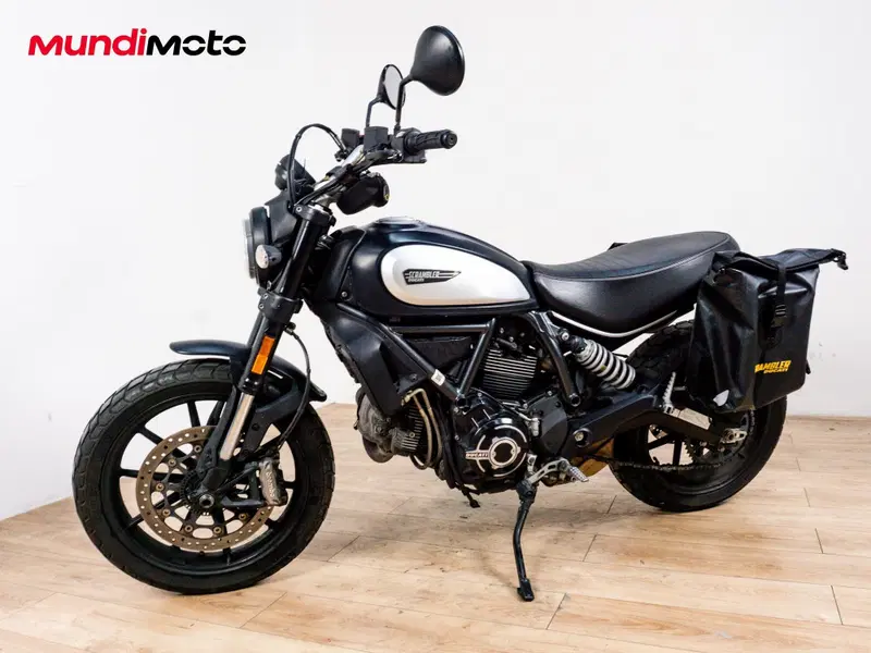 Ducati Scrambler 800 Icon Dark (2020) (6)