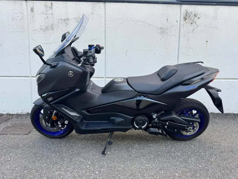 Yamaha T-Max 560 (2025 - 26) (3)