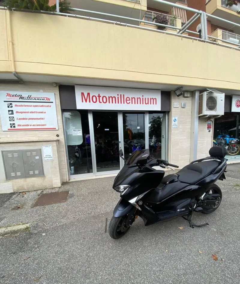 Yamaha T-Max 530 SX Sport Edition (2018 - 19) (4)