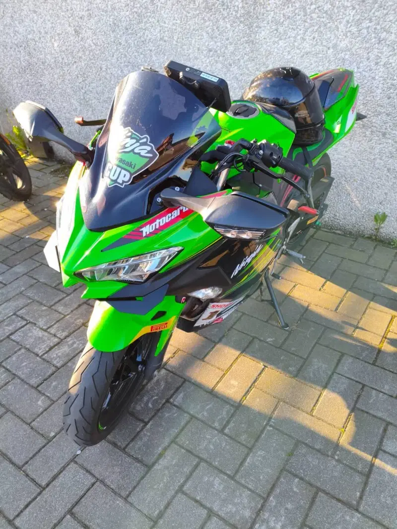 Kawasaki Ninja 400 KRT (2018) (4)