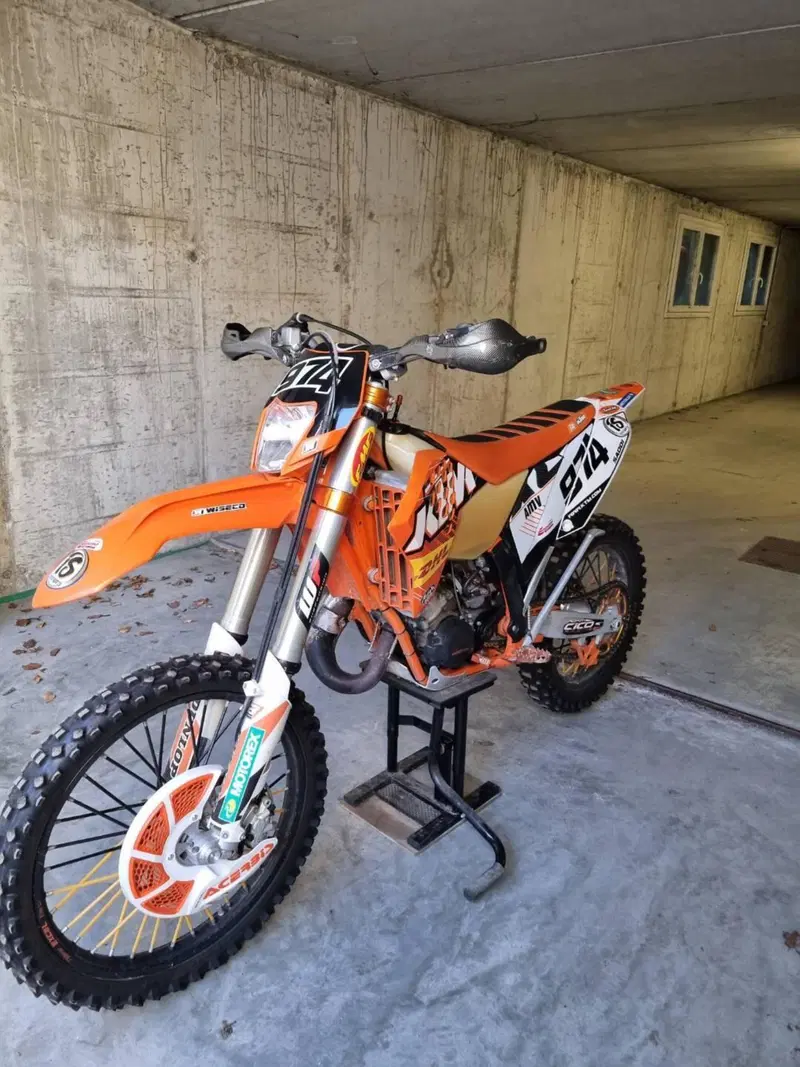 KTM 125 EXC (2011)