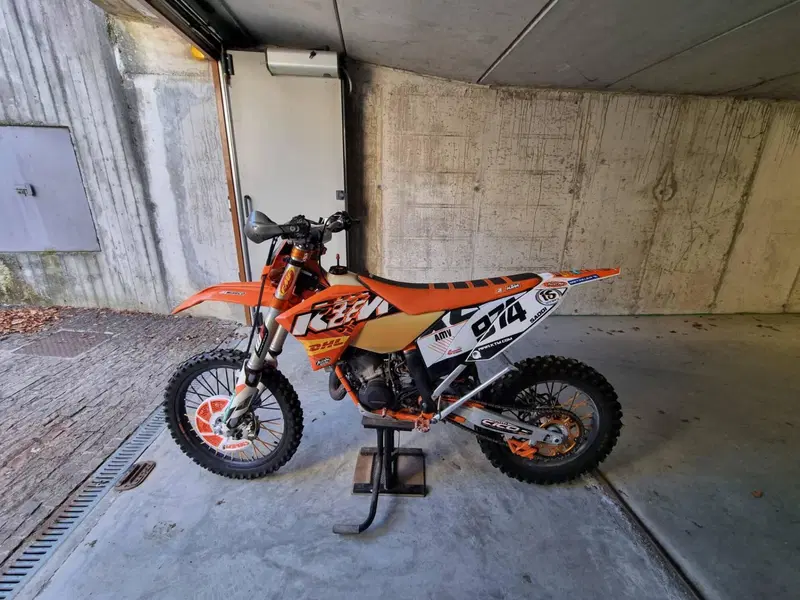 KTM 125 EXC (2011) (3)