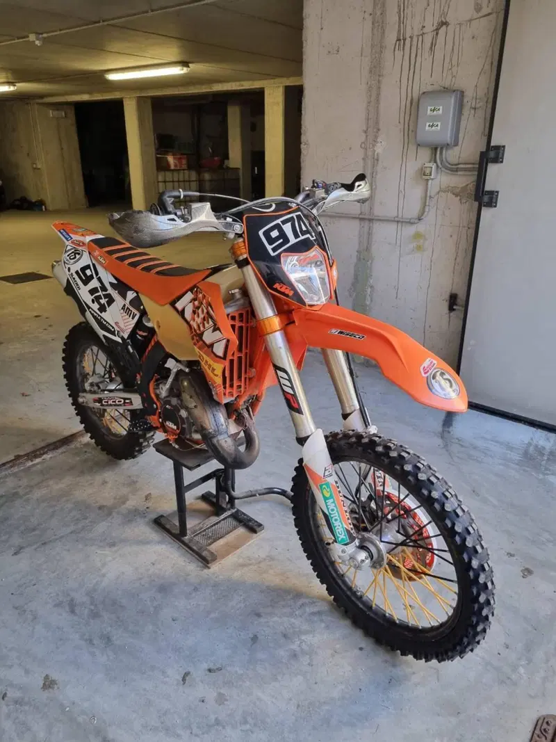 KTM 125 EXC (2011) (4)