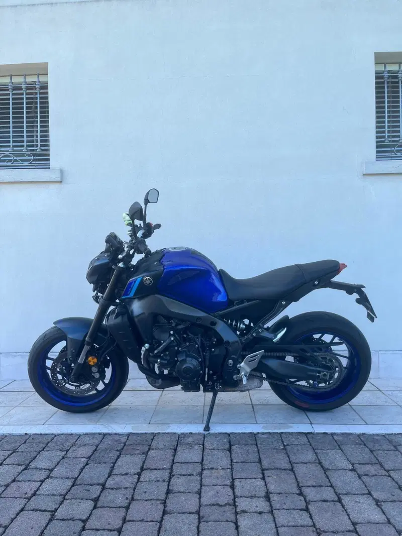Yamaha MT-09 (2021 - 23) (2)