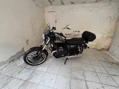 Moto Guzzi V9 Roamer (2018 - 20) usata