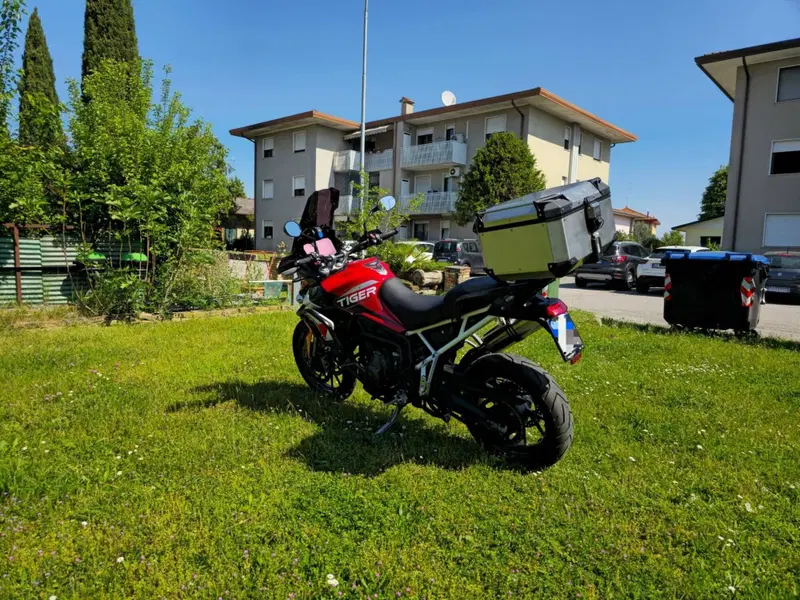 Triumph Tiger 900 GT Aragón Edition (2023 - 24) (4)