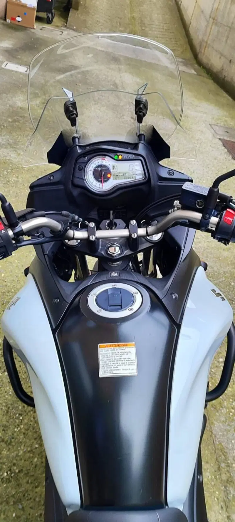 Suzuki V-Strom 650 ABS (2011 - 17) (5)
