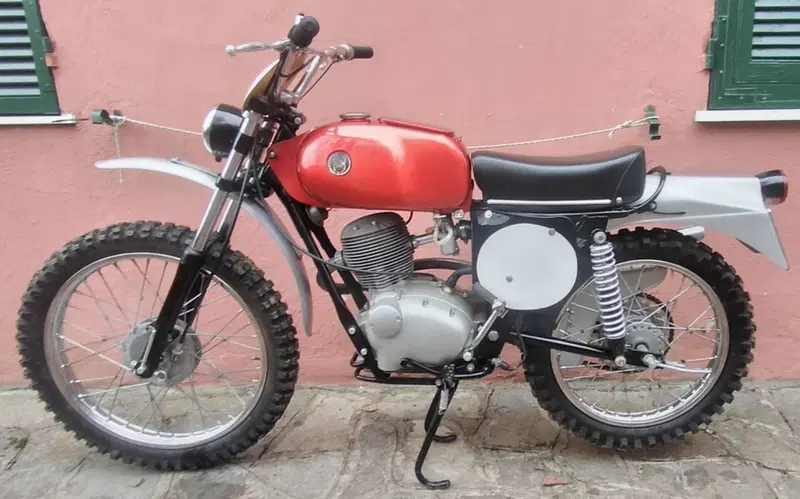 Gilera 124 5v Regolarita' Competizione (2)