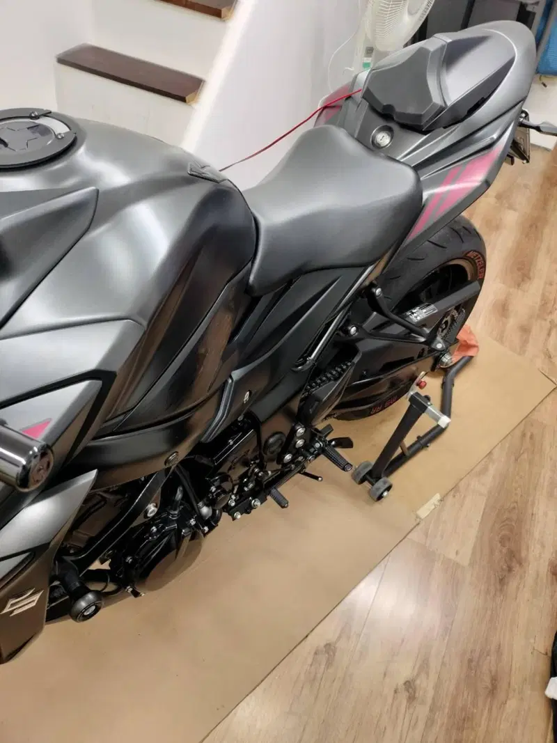 Suzuki GSX S 750 Z Yugen (2018 - 20) (2)