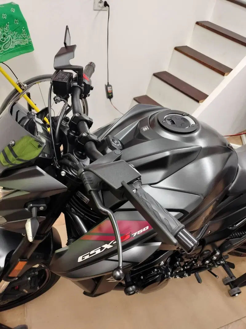 Suzuki GSX S 750 Z Yugen (2018 - 20) (3)