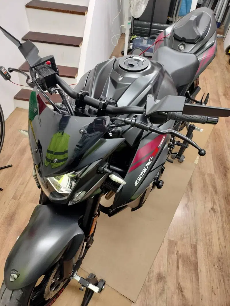 Suzuki GSX S 750 Z Yugen (2018 - 20) (4)
