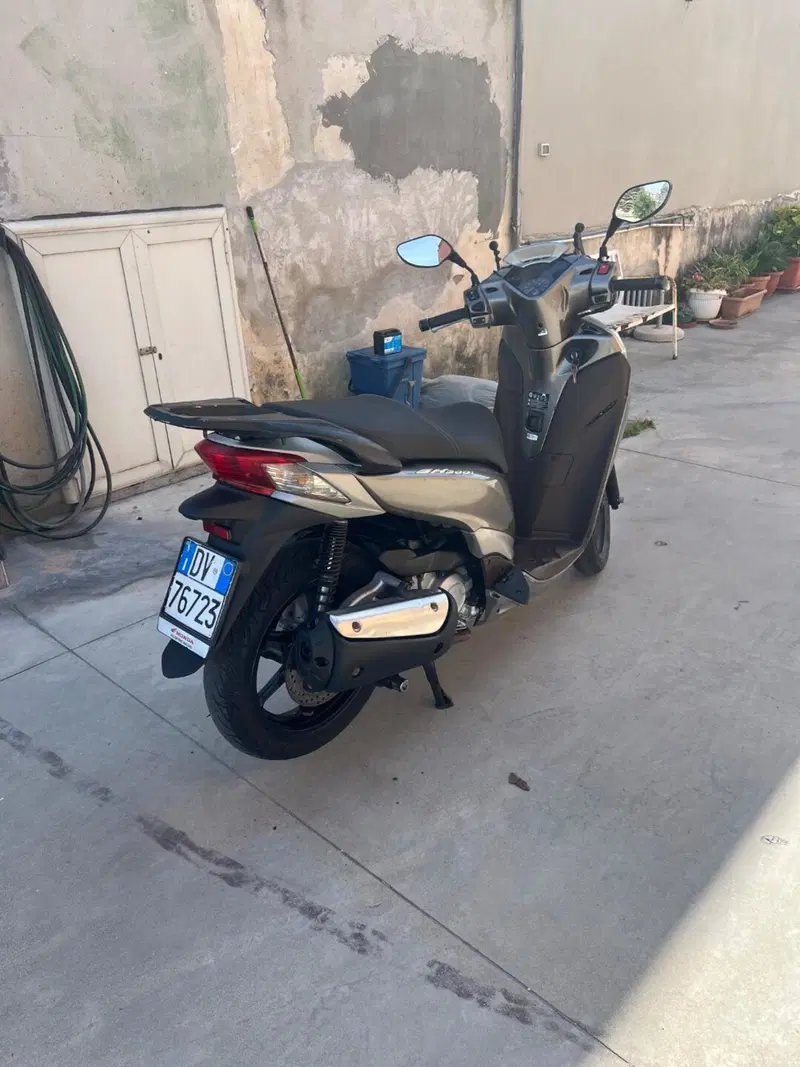 Honda SH 300 i ABS (2011 - 13) (6)