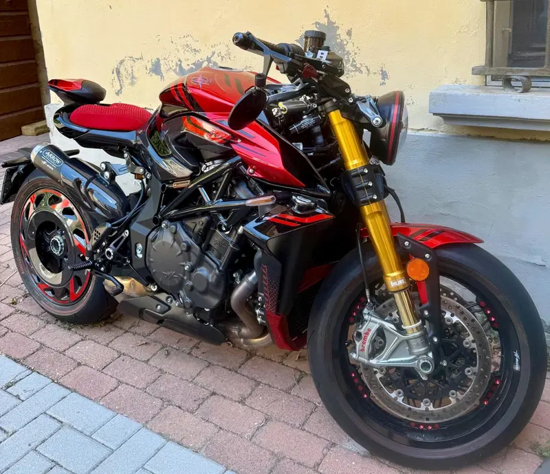 MV Agusta Rush 1000 (2023 - 26) (7)