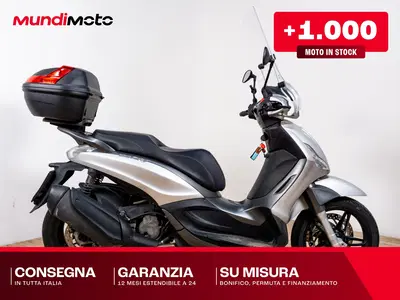 Piaggio Beverly 350 SportTouring ie ABS (2011 - 17) usata