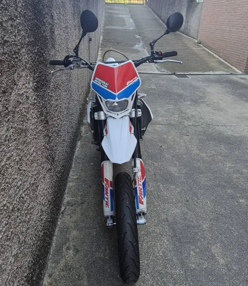 Fantic Motor Motard 125 Performance 4t (2020) (3)