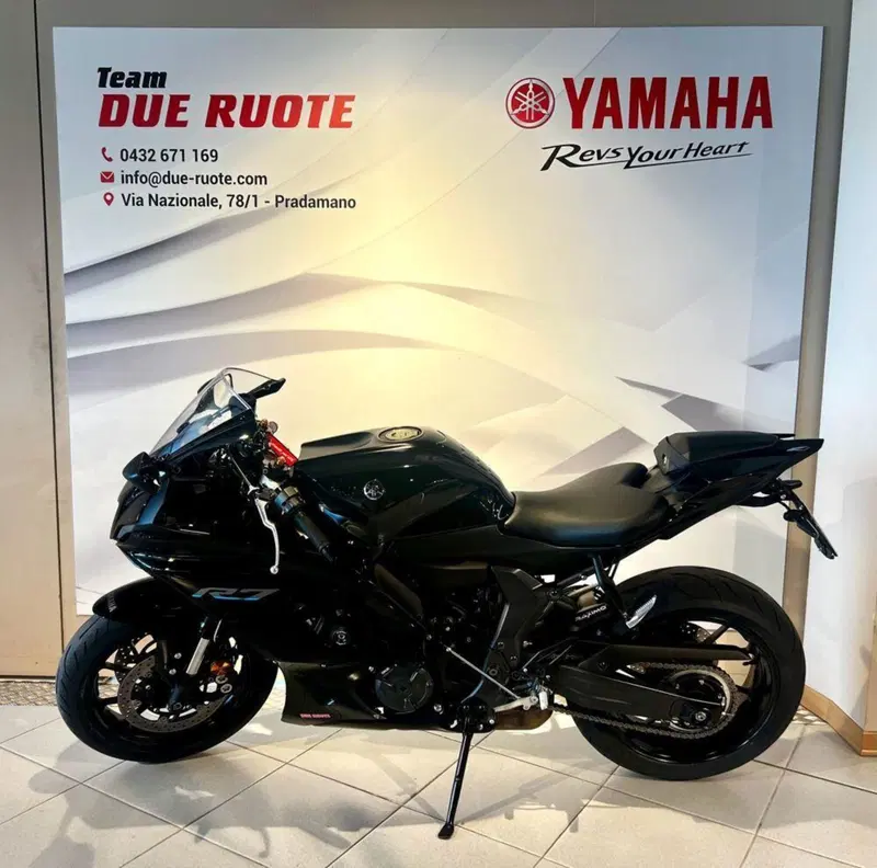 Yamaha YZF R7 (2021 - 25) (3)