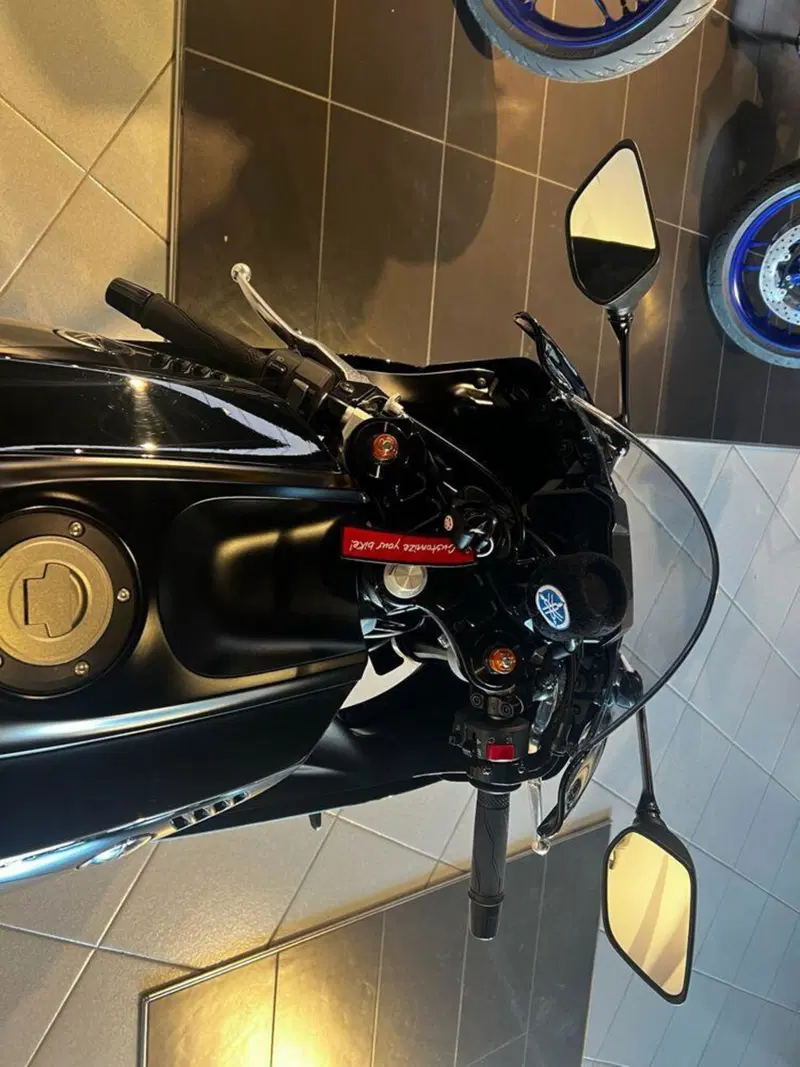 Yamaha YZF R7 (2021 - 25) (4)