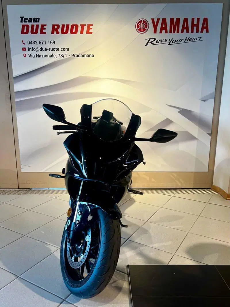 Yamaha YZF R7 (2021 - 25) (5)