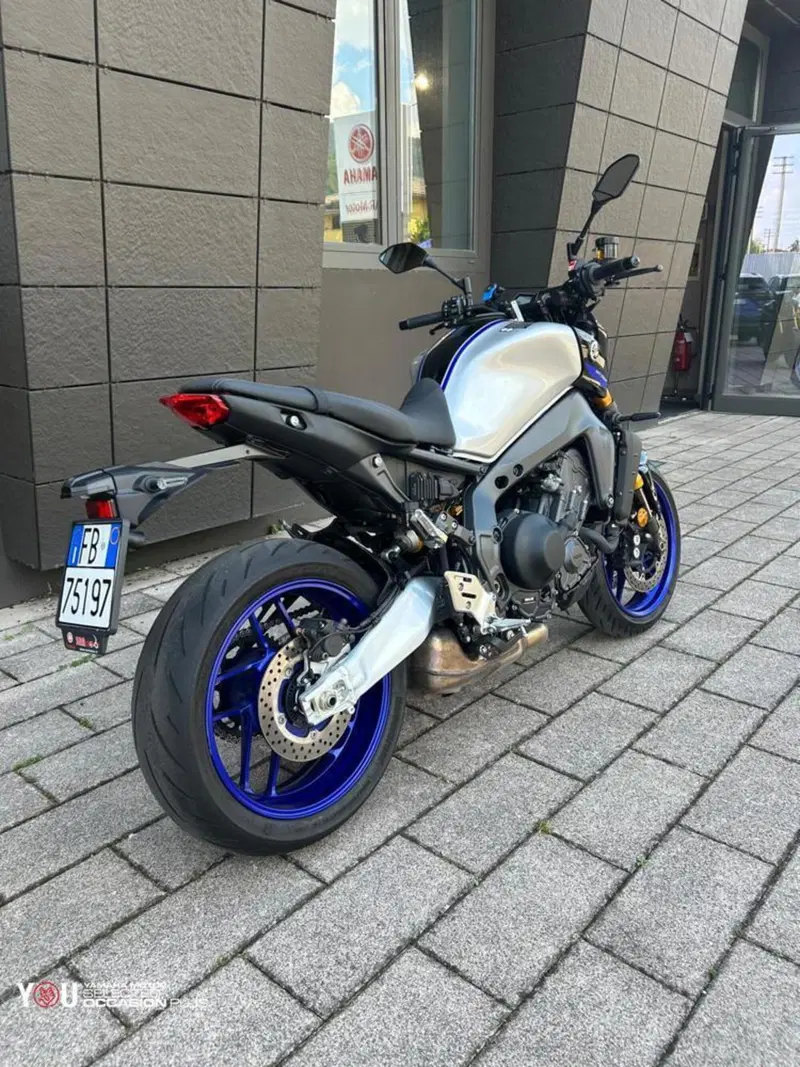 Yamaha MT-09 SP (2021 - 23) (3)