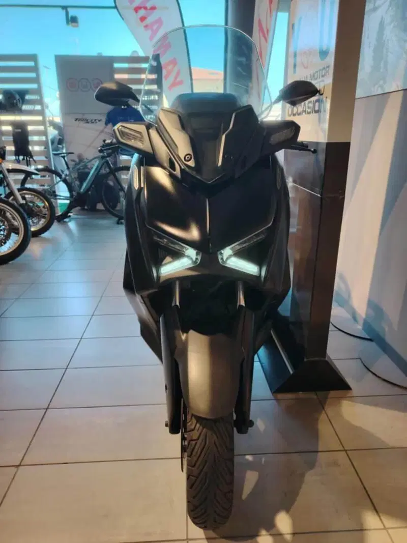 Yamaha X-Max 300 Tech Max (2021 - 24) (6)