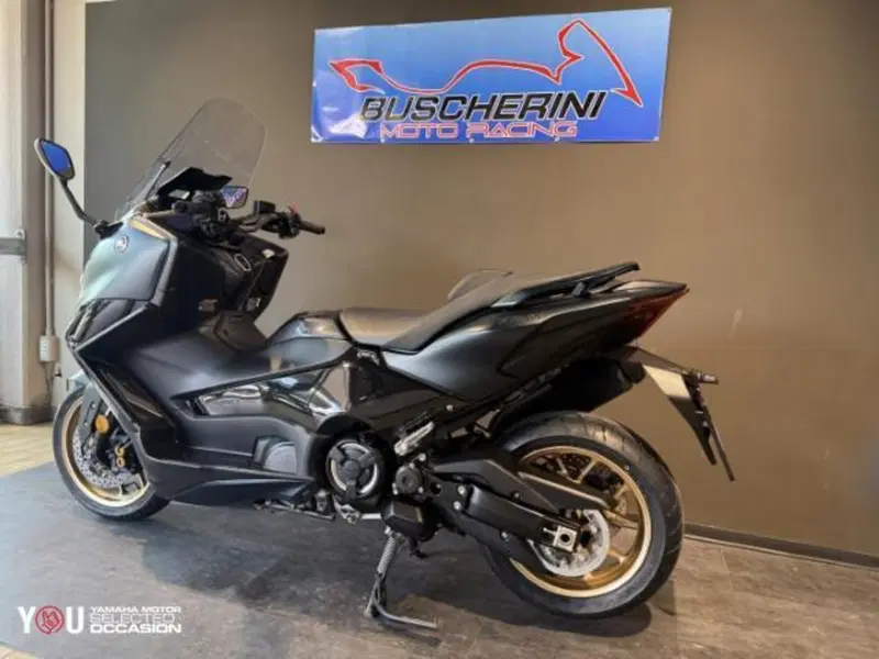 Yamaha T-Max 560 Tech Max (2022 - 24) (8)
