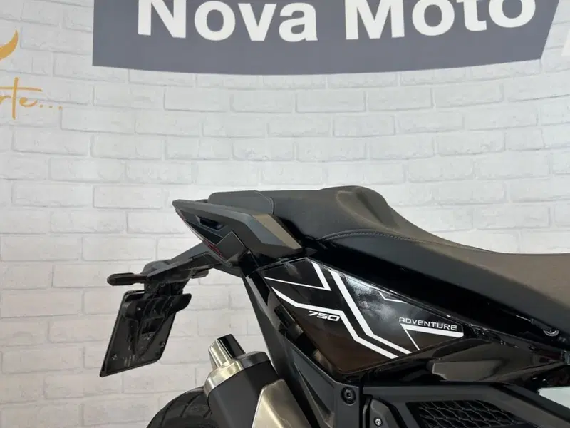 Honda X-ADV 750 DCT Adventure (2021 - 24) (7)
