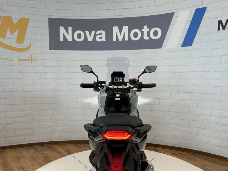 Honda X-ADV 750 DCT Adventure (2021 - 24) (10)