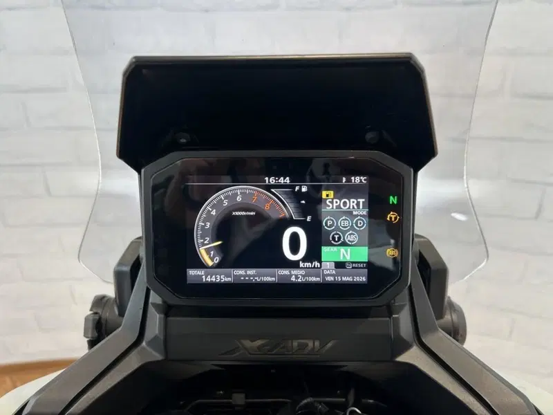 Honda X-ADV 750 DCT Adventure (2021 - 24) (13)