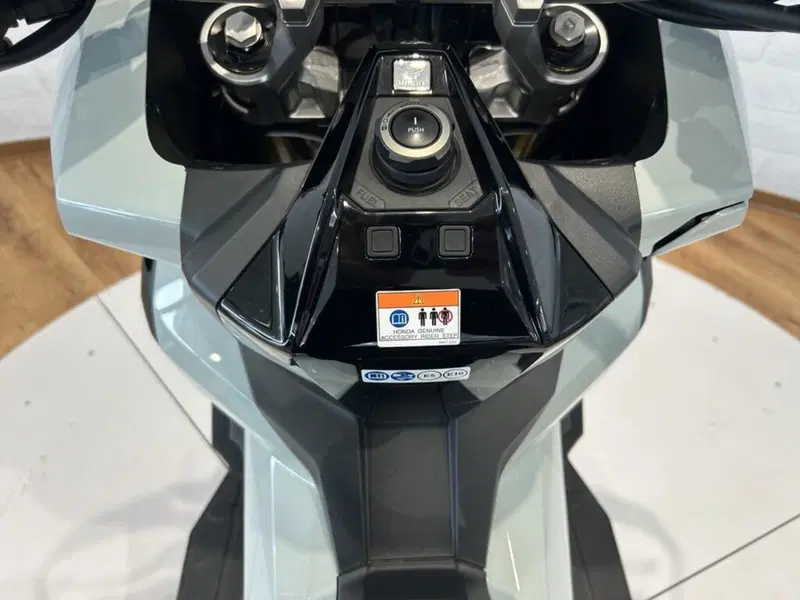 Honda X-ADV 750 DCT Adventure (2021 - 24) (14)