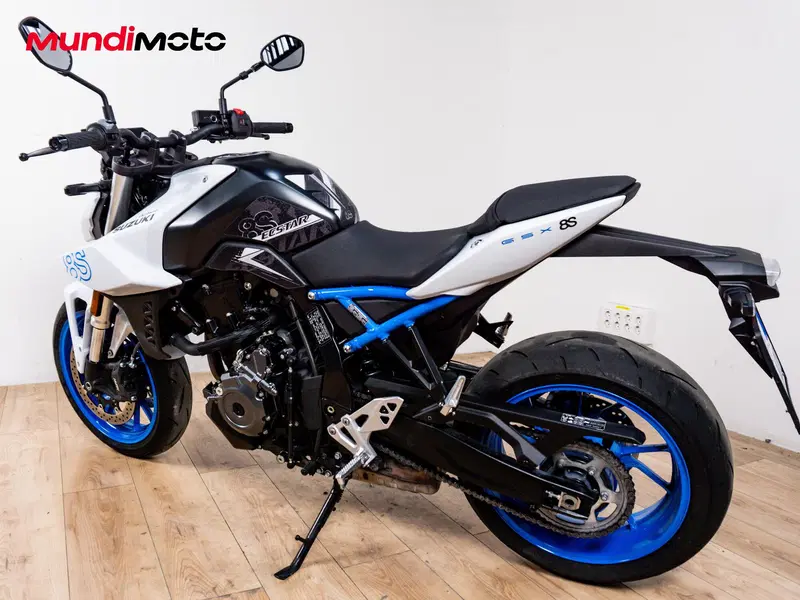 Suzuki GSX-8S EVO (2025 - 26) (7)