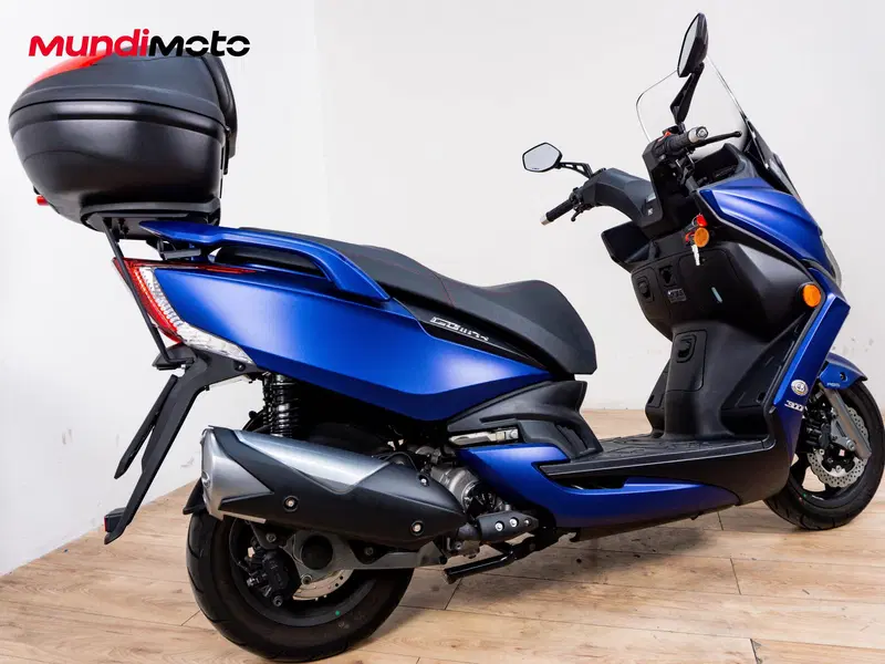 Kymco G-Dink 300i ABS (2020) (3)