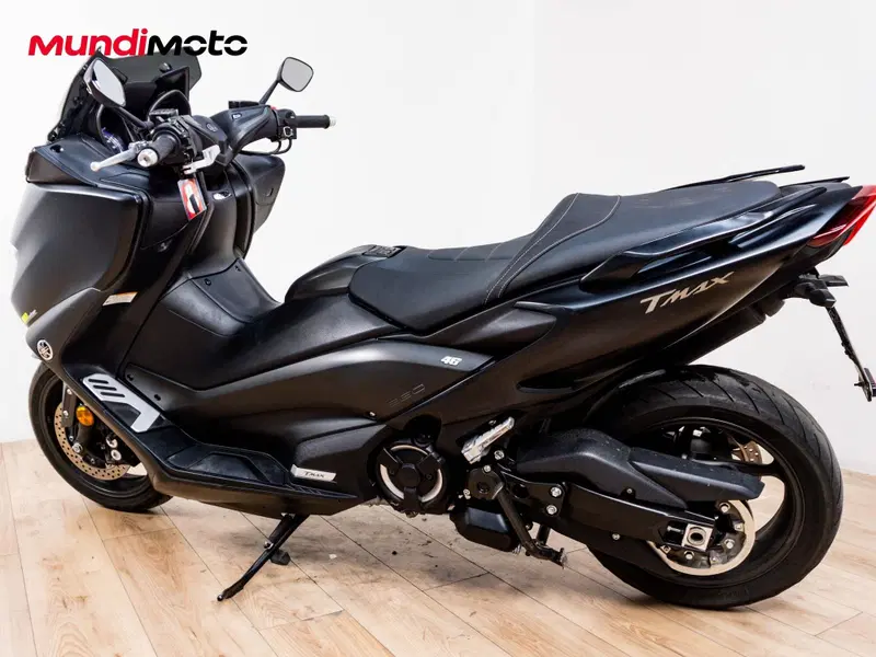 Yamaha T-Max 560 (2020 - 21) (7)