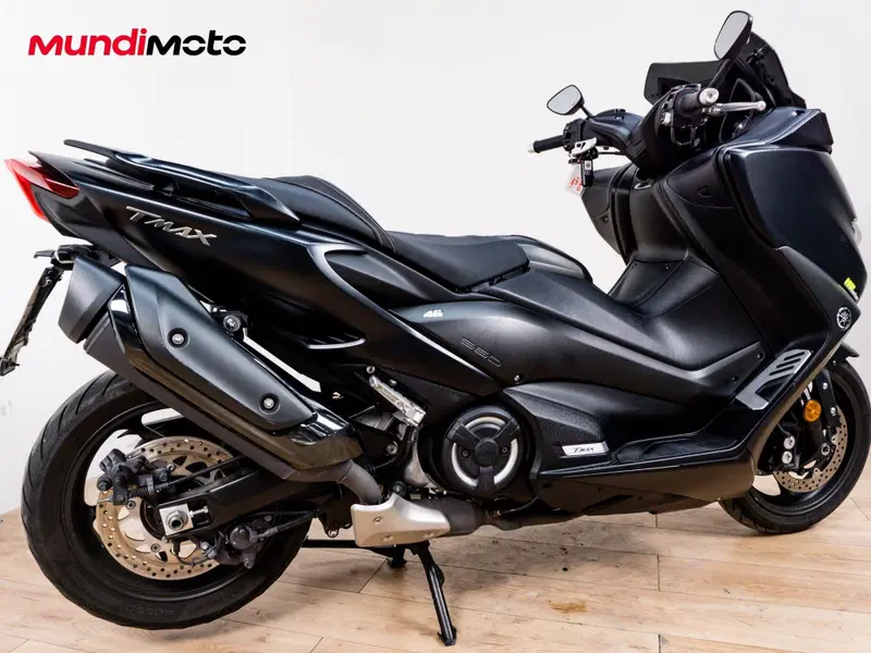 Yamaha T-Max 560 (2020 - 21) (3)