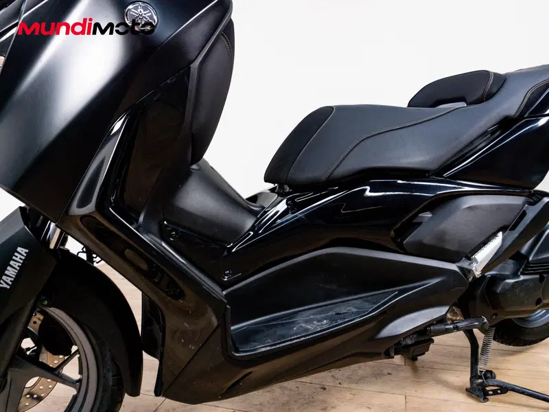 Yamaha X-Max 125 Tech Max (2020) (8)