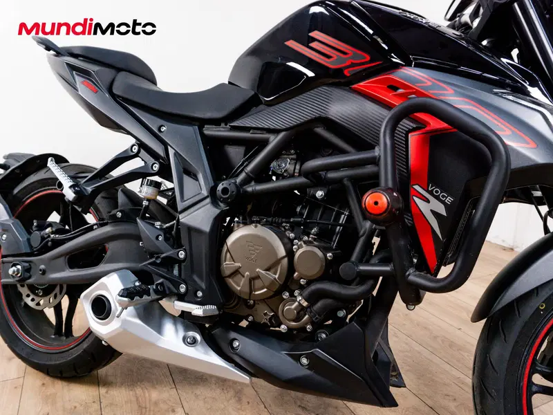 Voge Brivido 300 R (2020) (5)