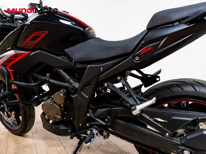 Voge Brivido 300 R (2020) (10)