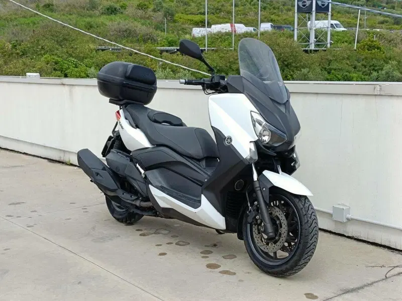 Yamaha X-Max 400 (2013 - 16) (2)