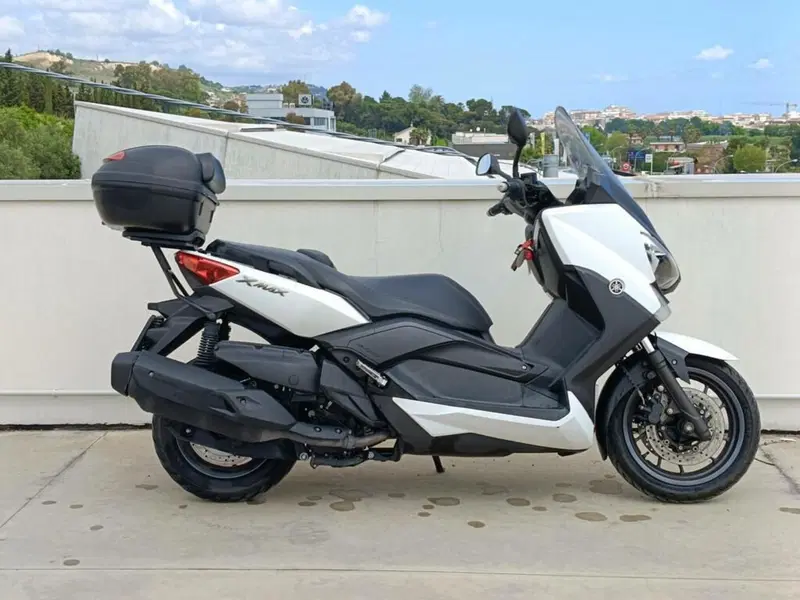 Yamaha X-Max 400 (2013 - 16)