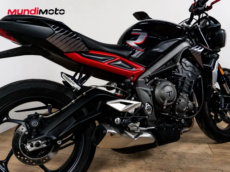 Triumph Street Triple 765 R (2023 - 26) (4)