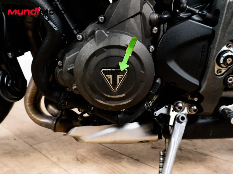 Triumph Street Triple 765 R (2023 - 26) (17)