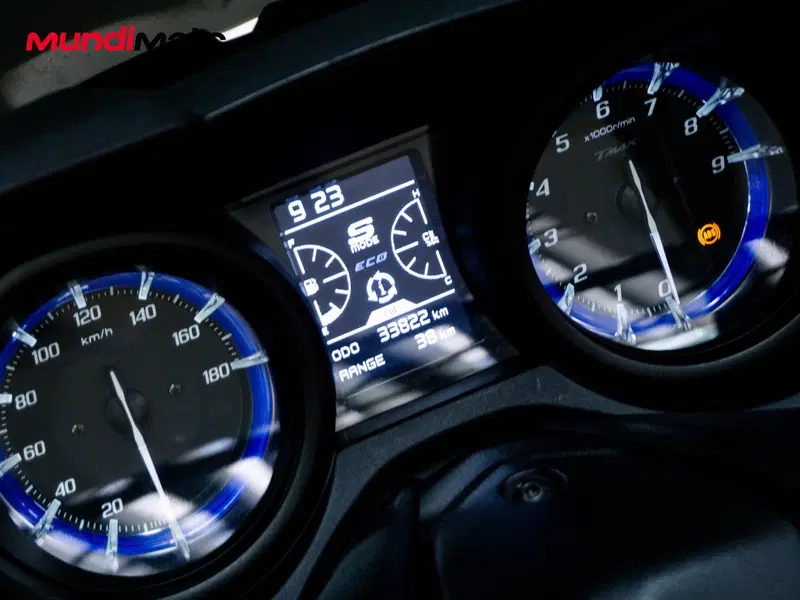 Yamaha T-Max 560 (2020 - 21) (12)