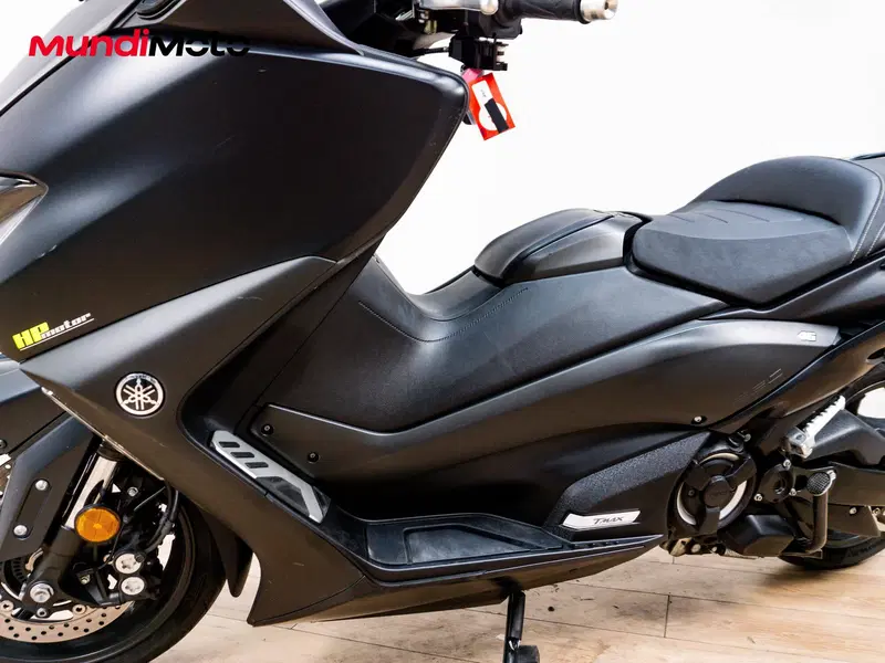 Yamaha T-Max 560 (2020 - 21) (9)