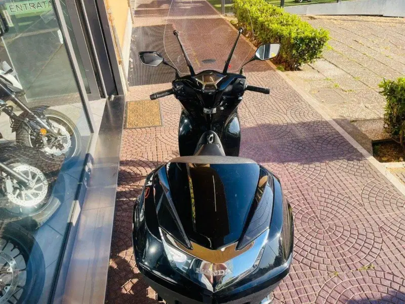 Honda SH 150i (2020 - 23) (3)
