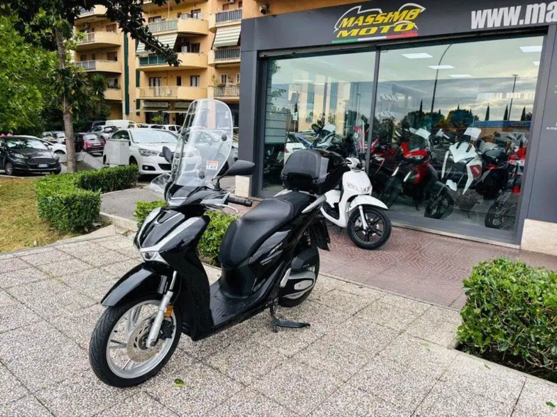 Honda SH 150i (2020 - 23) (8)