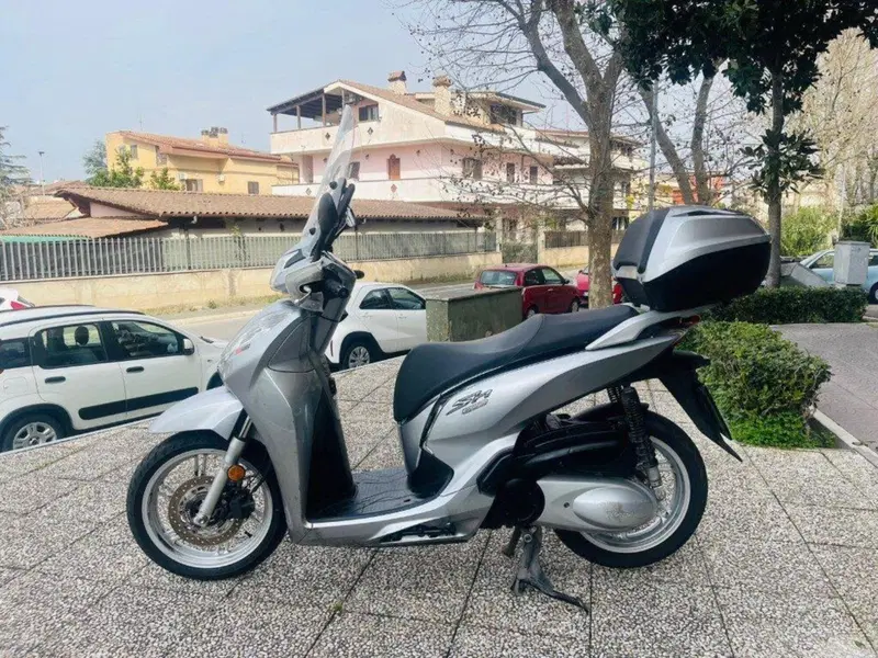 Honda SH 300 i ABS (2016 - 20) (7)