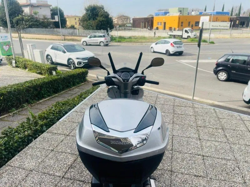 Honda SH 300 i ABS (2016 - 20) (2)