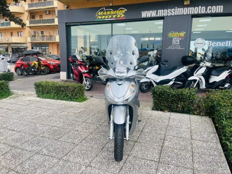 Honda SH 300 i ABS (2016 - 20) (4)