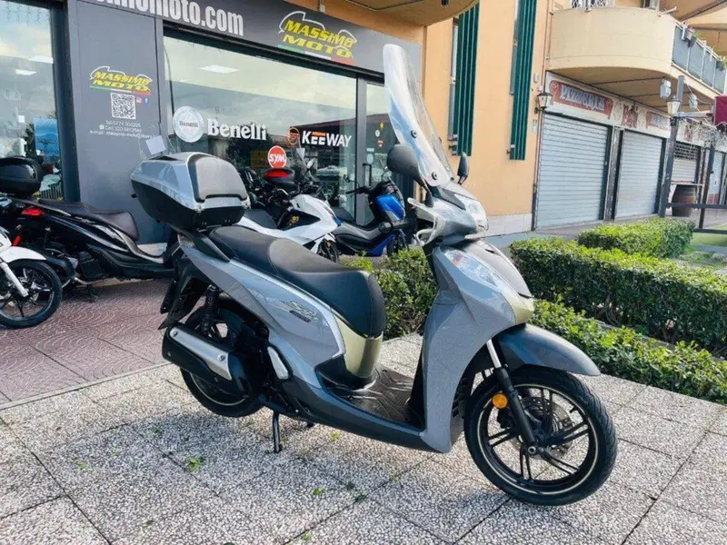 Honda SH 300 i ABS (2016 - 20) (8)
