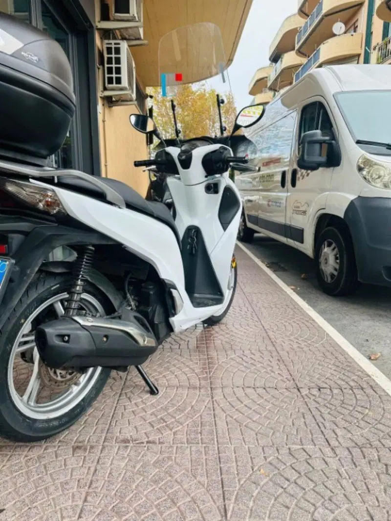 Honda SH 150i (2017 - 19) (13)